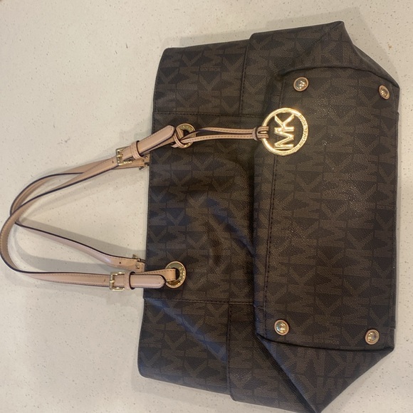 Michael Kors Jet Set logo tote - Picture 2 of 10